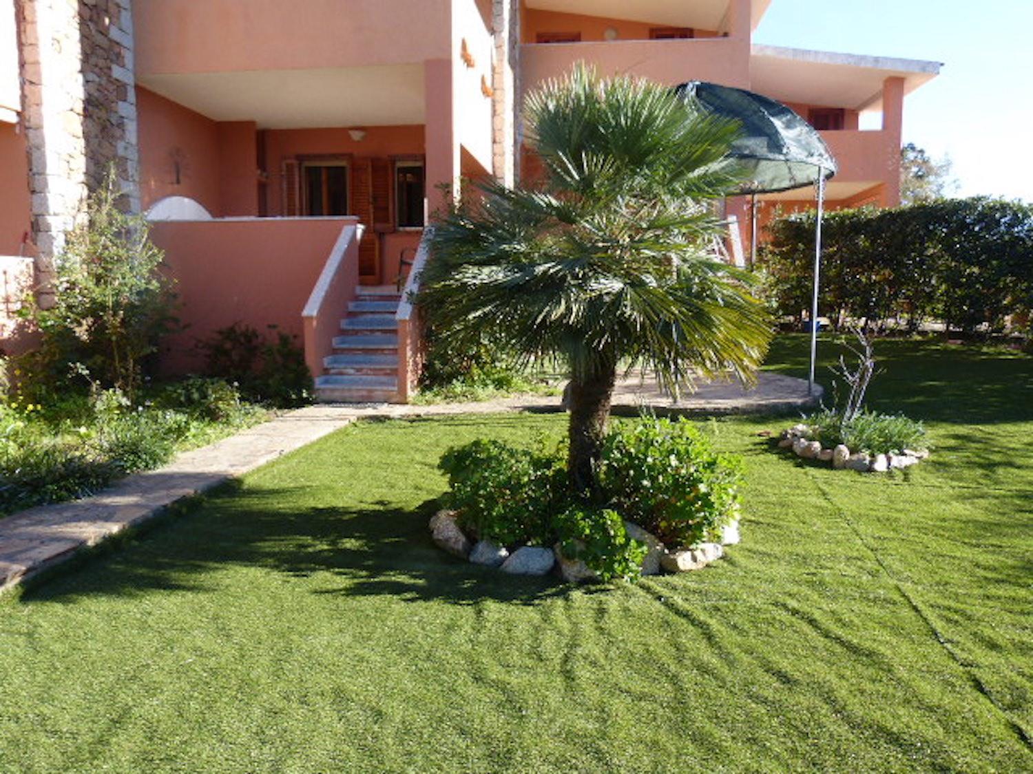 Quadrilocale Vico Trento Apartment San Teodoro  Exterior photo
