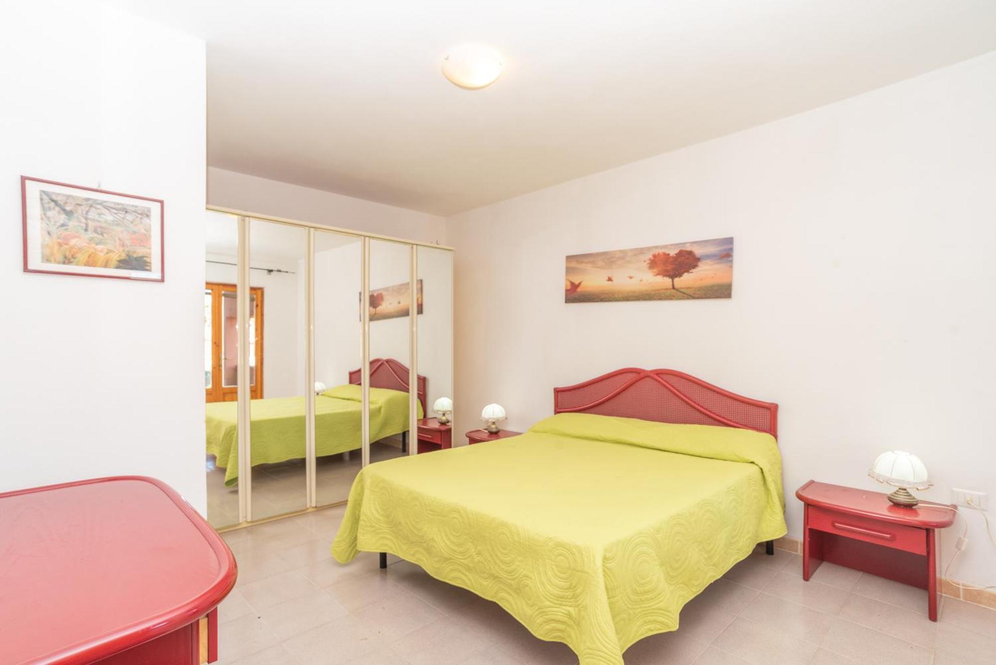 Quadrilocale Vico Trento Apartment San Teodoro  Exterior photo
